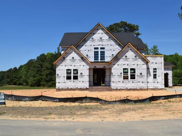 215 Broadleaf Ln, Youngsville, NC 27596