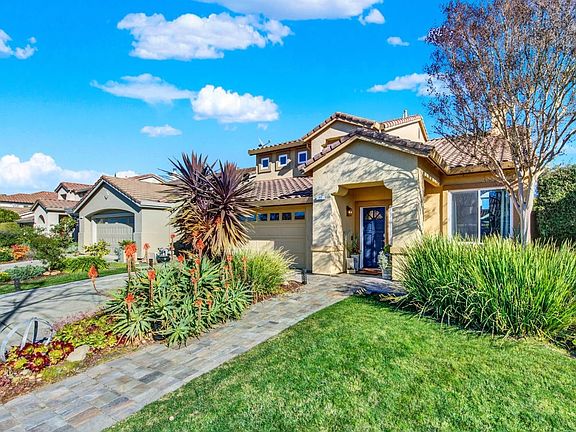3rd image of 22 Sea Breeze Court