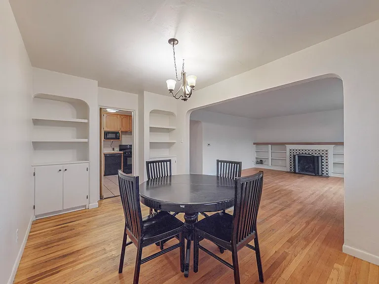 1204 Princeton Dr SE — Photo 8