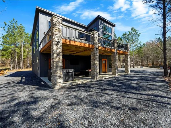 37 Slippery Elm Trl, Broken Bow, OK 74728