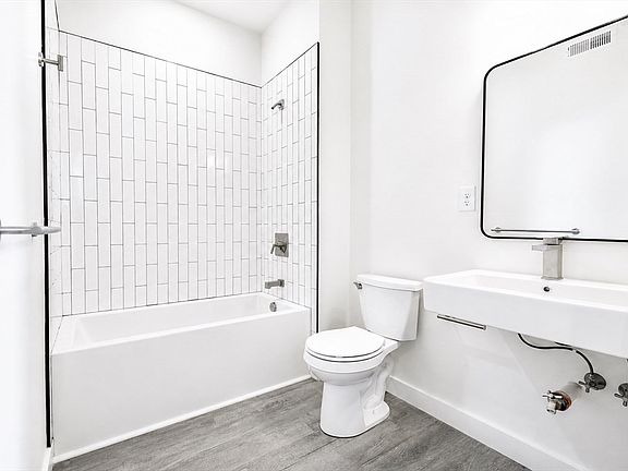 4th image of 67 Harvest St #1