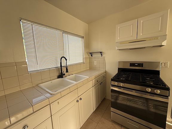 5th image of 123 S Russell Ave #125
