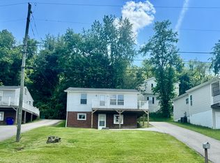 1165 Depot St NE, Christiansburg, VA 24073