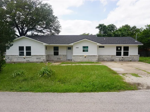1000 N Sterling Ave, Bryan, TX 77803