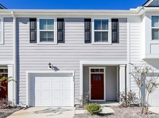 646 Trotters Ln, Moncks Corner, SC 29461
