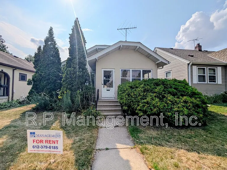 5050 30th Ave S — Photo 1