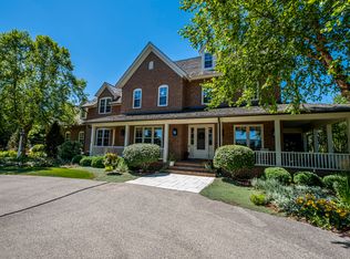 483 S Stocks Rd, Oconomowoc, WI 53066