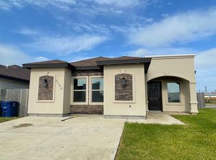5702 Saint Sebastian Ln, Laredo, TX 78046