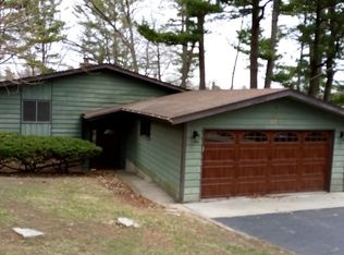 234 Indian Trl, Lake In The Hills, IL