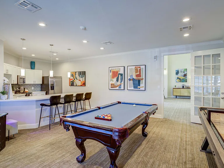 Signature Point Apartment Homes — Photo 54