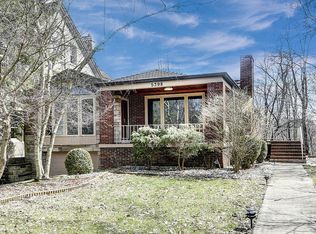 5398 Darlington Rd, Pittsburgh, PA 15217