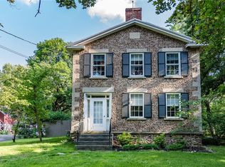283 Castle Rd, Rochester, NY 14623