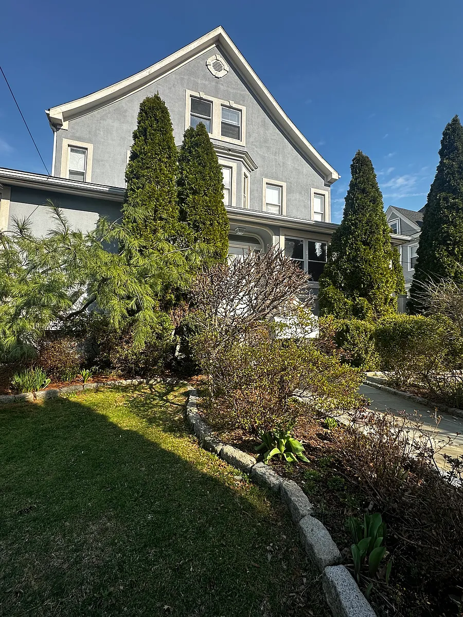 Front of house - 53 Rich Ave