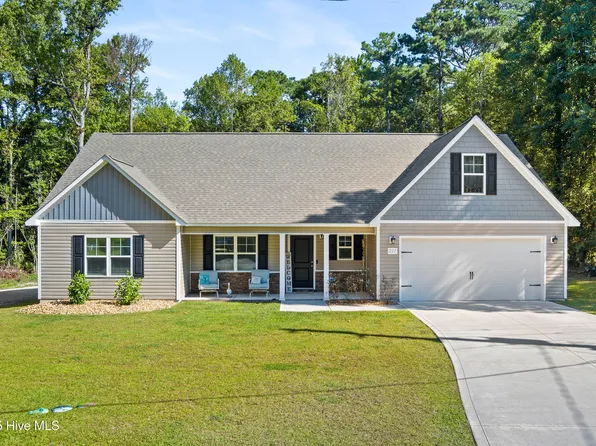 207 Morse Drive, Hubert, NC 28539