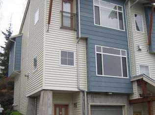 7416 Newcastle Golf Club Rd, Renton, WA 98059