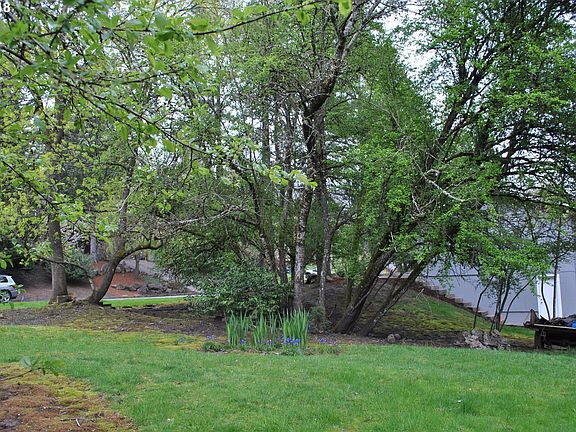 4th image of 10611 SW 64th (nt East Of) Dr