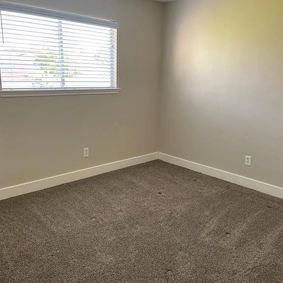 6226 Kings Oaks Ln — Photo 8