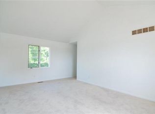 7723 River Rd, Indianapolis, IN 46240