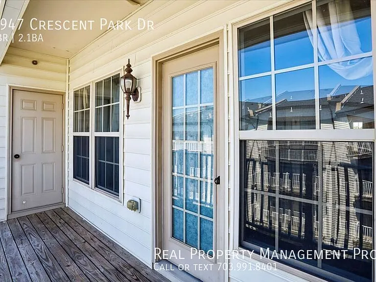 7947 Crescent Park Dr — Photo 28