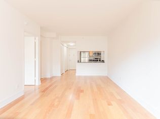 323 W 96th St APT 310, New York, NY 10025