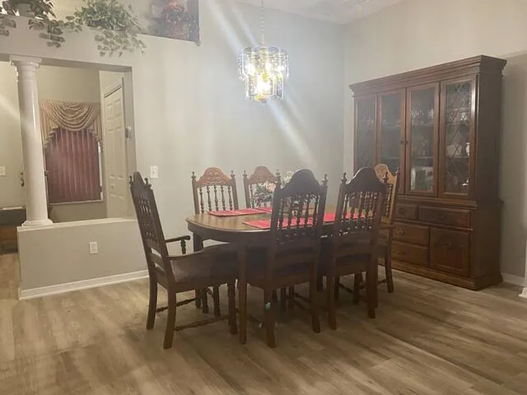 820 Cortez Ave — Photo 10