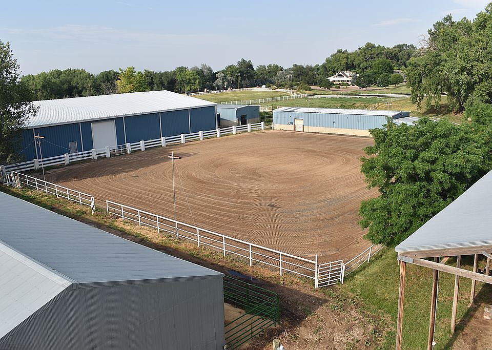 Stunning Boulder Horse Farm
