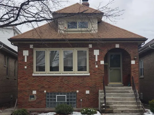 7810 W Cressett Dr, Elmwood Park, IL 60707