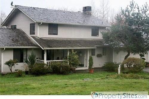 2nd image of 8035 NE 205th St