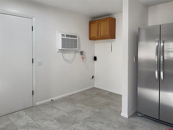 4th image of 206 S Valley Road