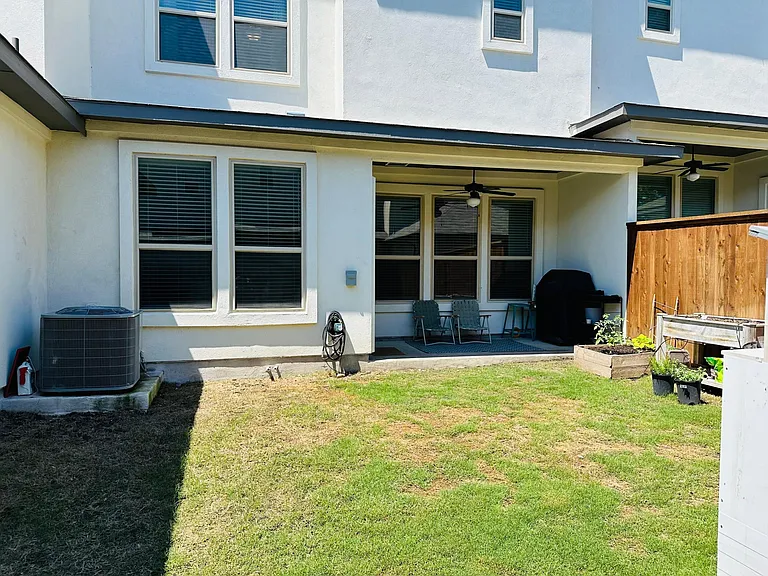 623 Parkline Dr — Photo 19