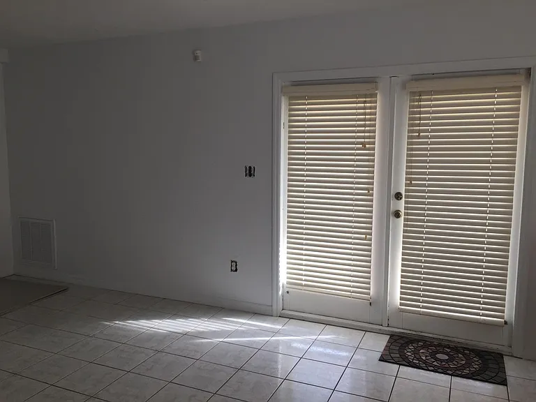 12276 Huntsman Ln — Photo 19