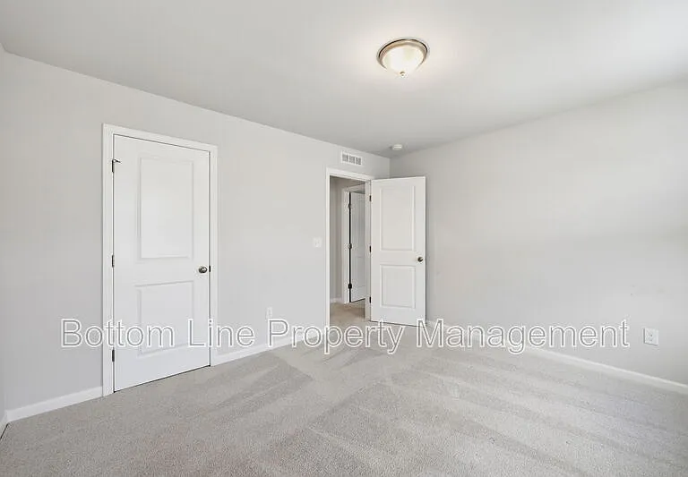 2029 Titanium Rock Rd — Photo 53