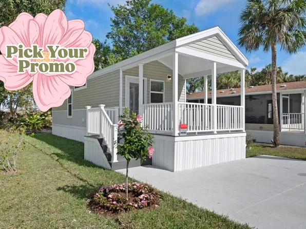 3100 North Rd #305, Naples, FL 34104