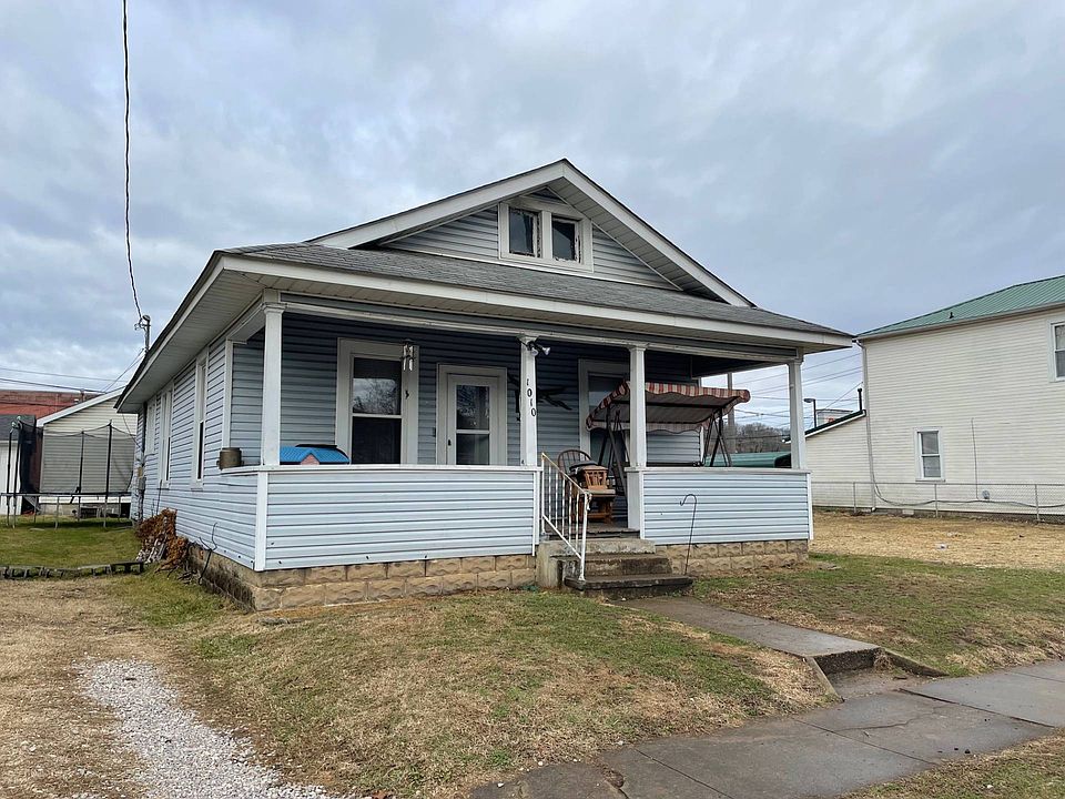 1st image of 1010 & 1010-1/2 W Virginia Ave