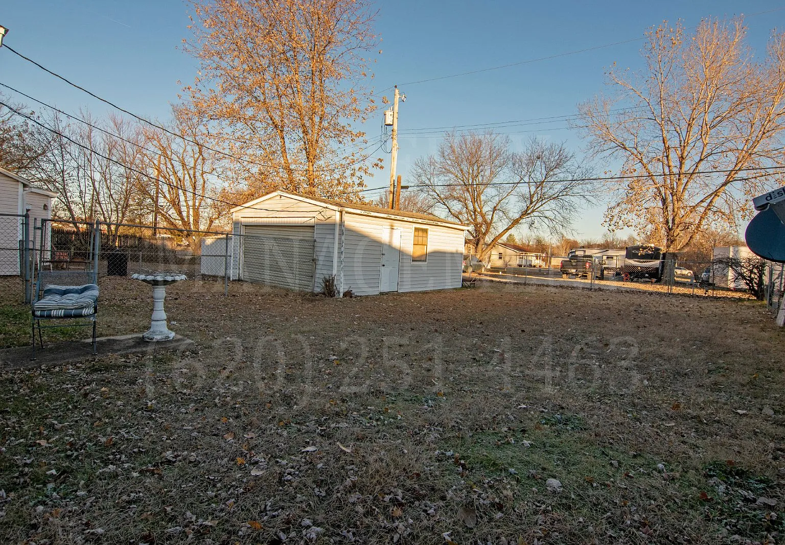 2 bed, 1.0 bath, 700 sqft, $800 — Photo 2