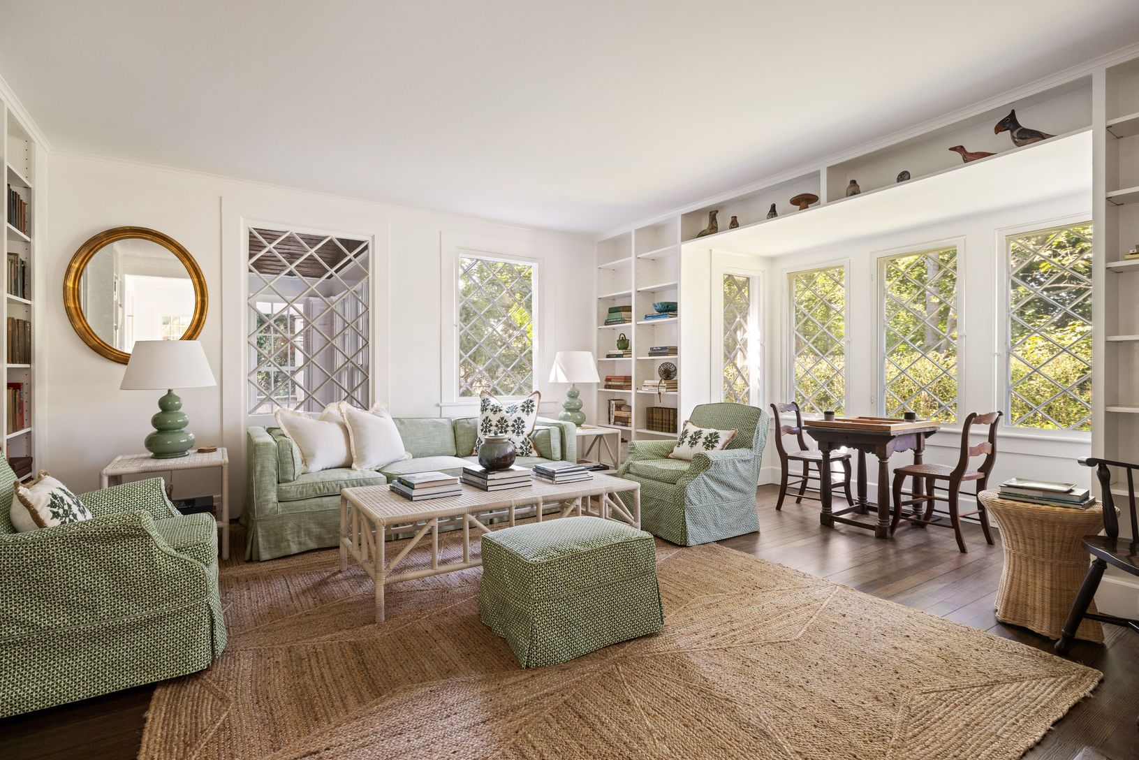  TV room/den