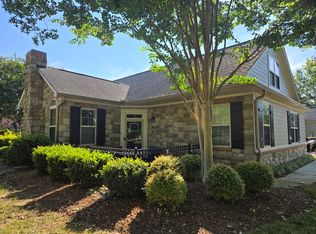 809 Ledgestone Ct, Tega Cay, SC 29708