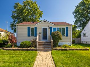 17519 Community St, Lansing, IL 60438