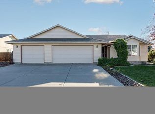 8508 Cord Dr, Pasco, WA 99301