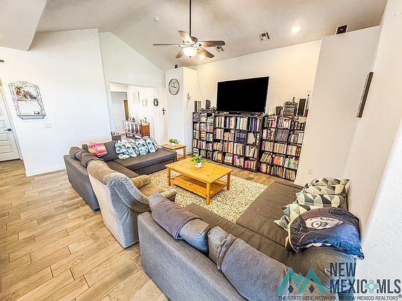 5th image of 2907 N Del Sol Cir