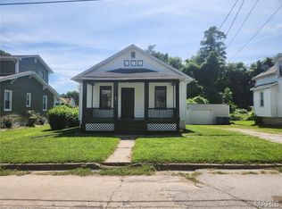 411 Augusta St, Alton, IL 62002