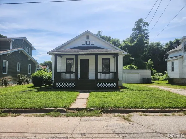 411 Augusta St, Alton, IL 62002