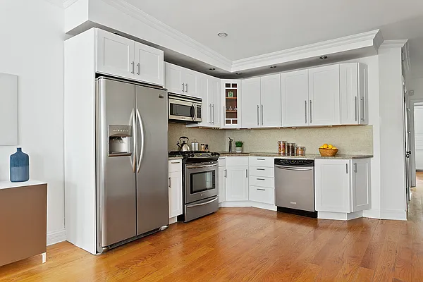 Sold by Corcoran | media 6