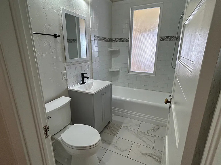 421 M St — Photo 15