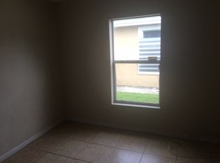 907 NW 96th St, Miami, FL 33150