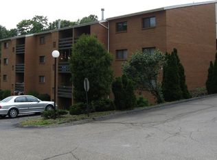 5741 Pebble Creek Ct APT 4403, Bethel Park, PA 15102