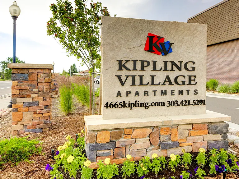 Kipling Village — Photo 9