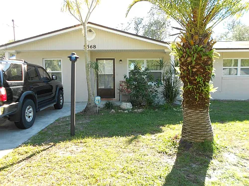 5568 Magnolia Ave Photo 1