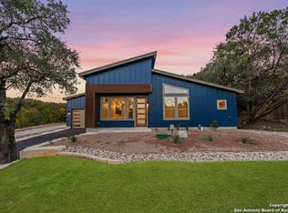 712 Firefly Dr, Canyon Lake, TX 78133