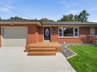 1410 E Sheridan Ave, Des Moines, IA 50316